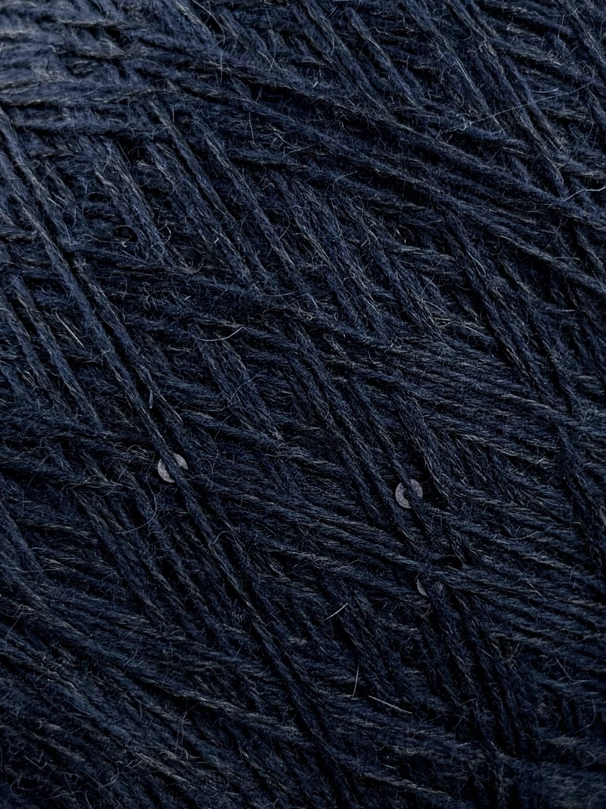Art. Emanuele 3/17 – Fil en laine mérinos et angora avec paillettes col. Bleu nuit